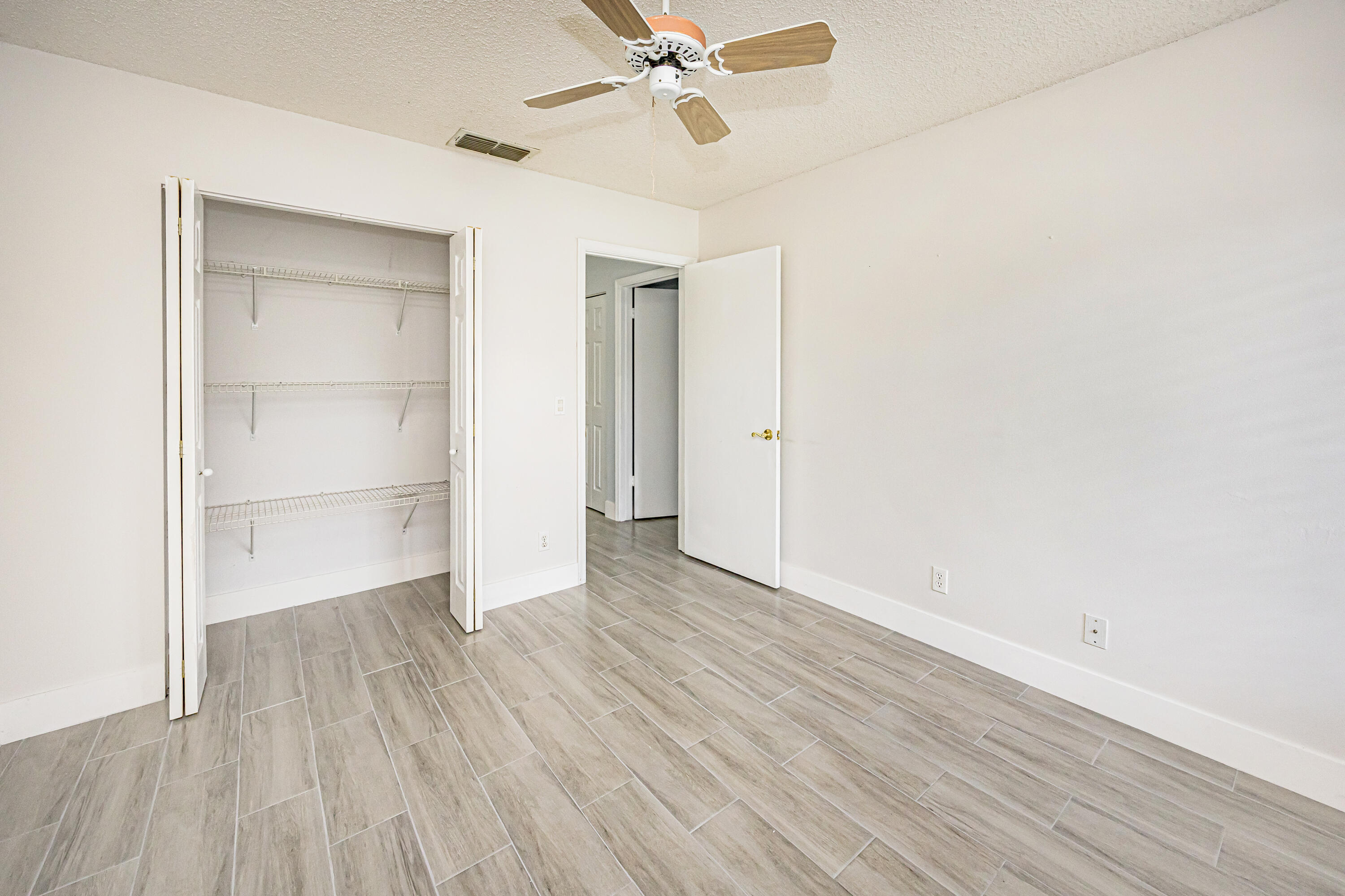 5148 Rosen Boulevard Boynton Beach, FL 33472 - Photo 44 of 50 0041_8978