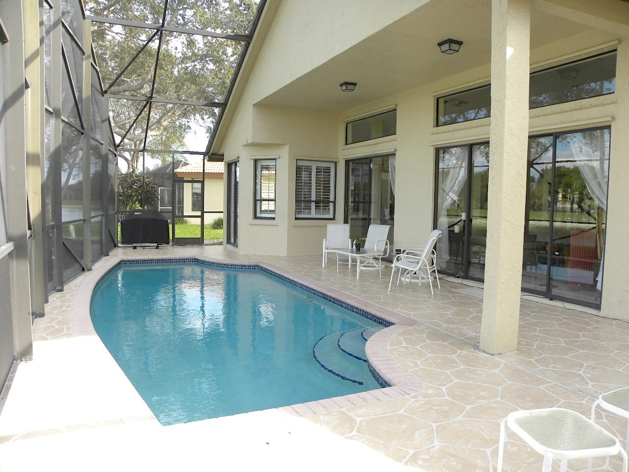 22289 Holcomb Place Boca Raton, FL 33428 - Photo 28 of 43 Screened Pool & Patio