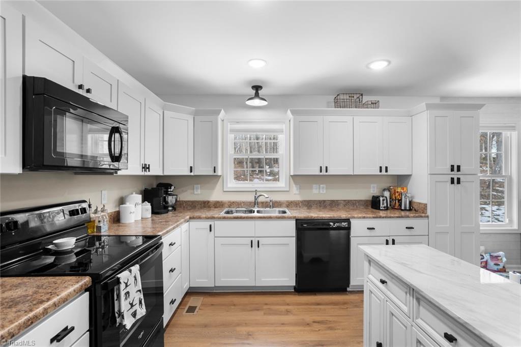 5042 Jordan Valley Road Trinity, NC 27370 - Photo 10 of 33