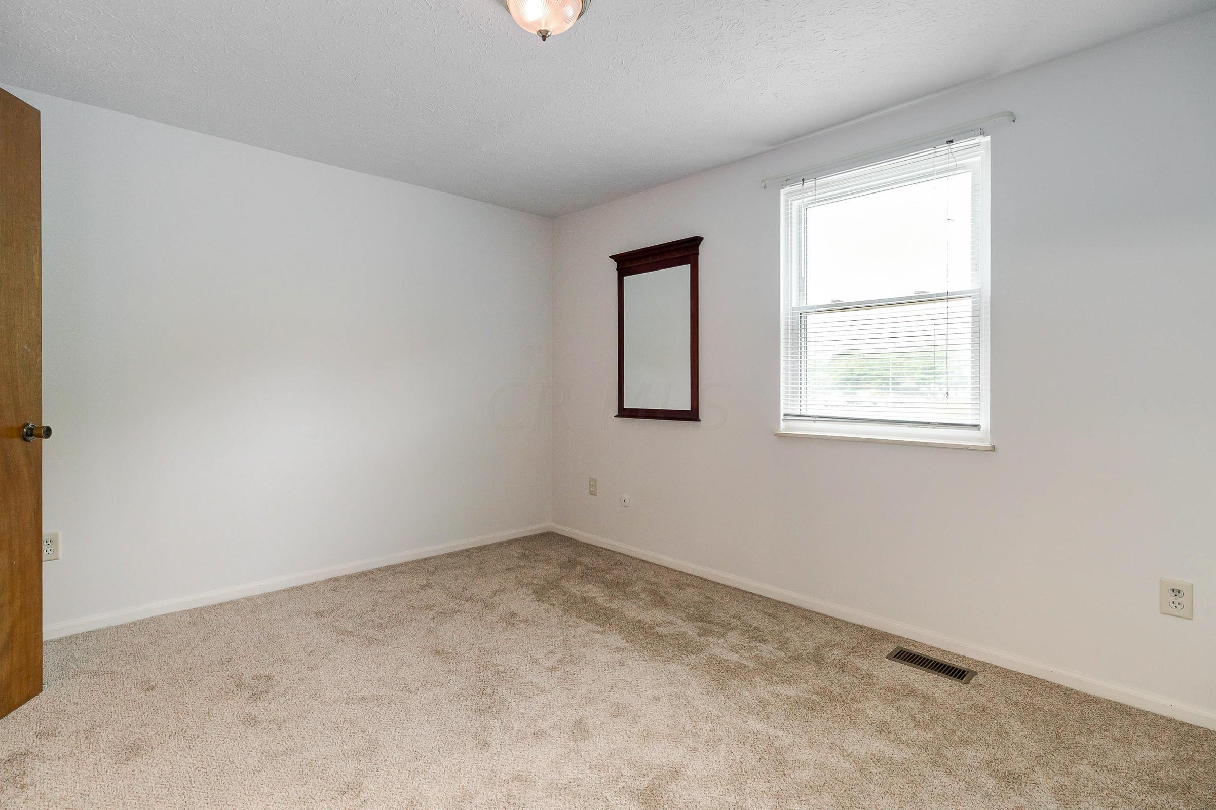 7404 Chaparral Road Columbus, OH 43235 - Photo 16 of 45 Gallery Image 16