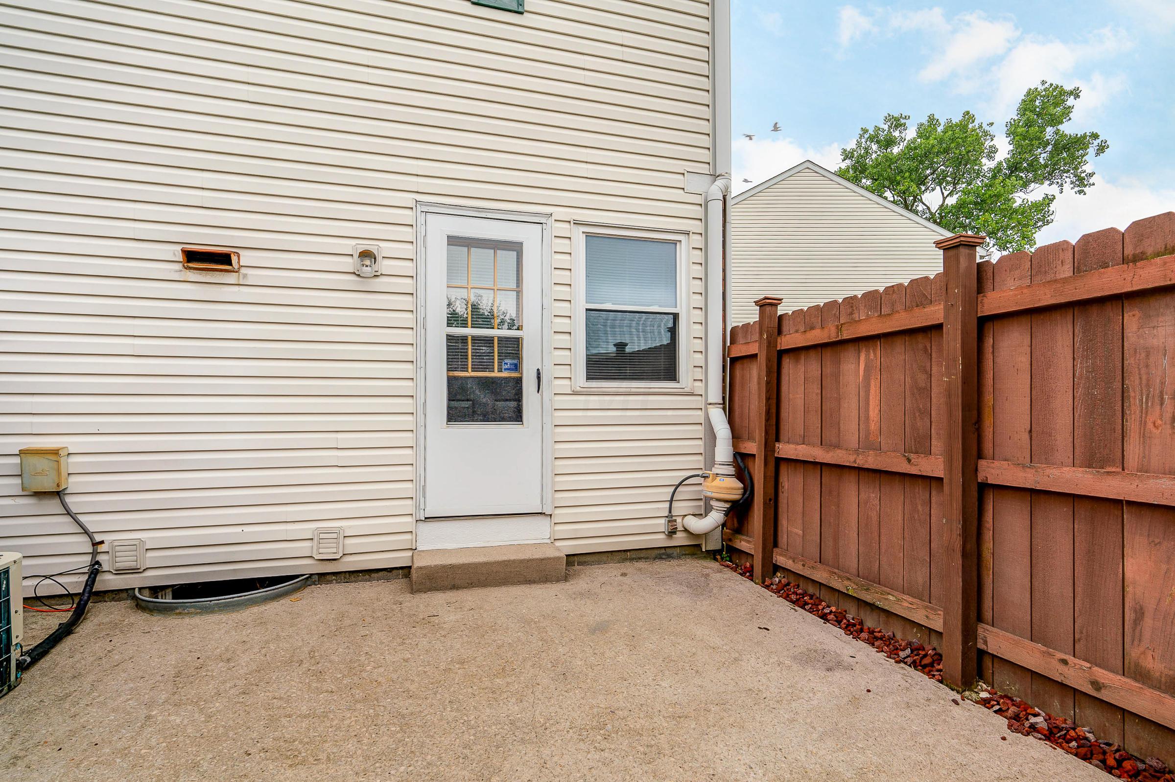 7404 Chaparral Road Columbus, OH 43235 - Photo 23 of 45 Gallery Image 23
