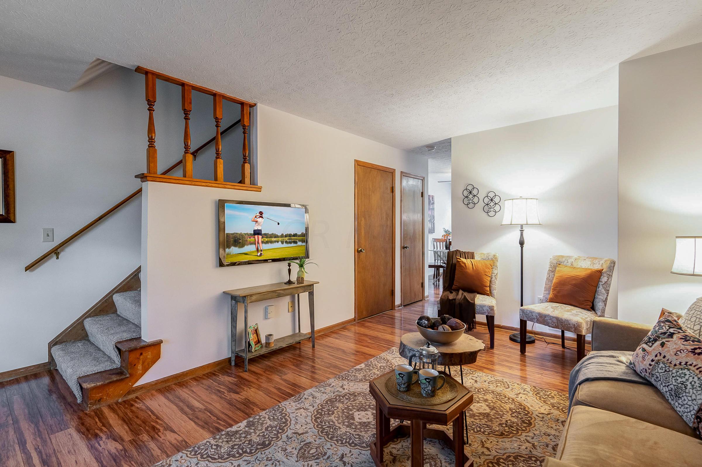 7404 Chaparral Road Columbus, OH 43235 - Photo 4 of 45 Gallery Image 4