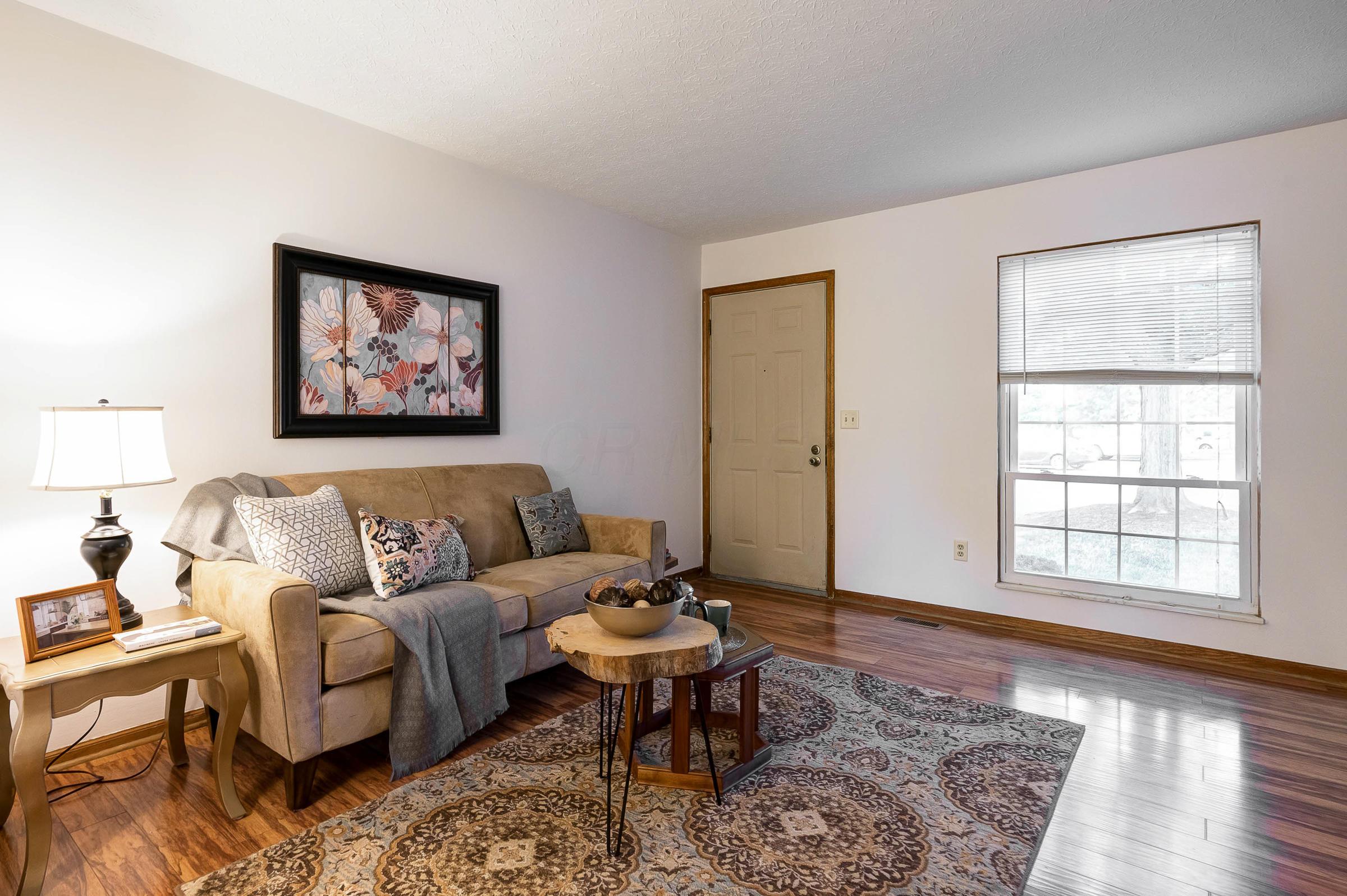 7404 Chaparral Road Columbus, OH 43235 - Photo 5 of 45 Gallery Image 5