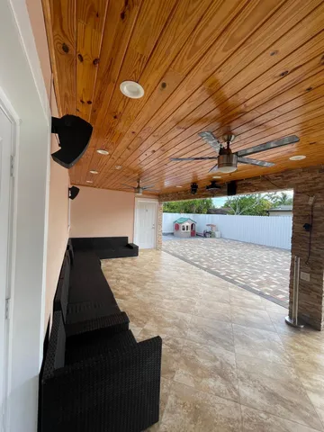 a view of a livingroom with lounge chair