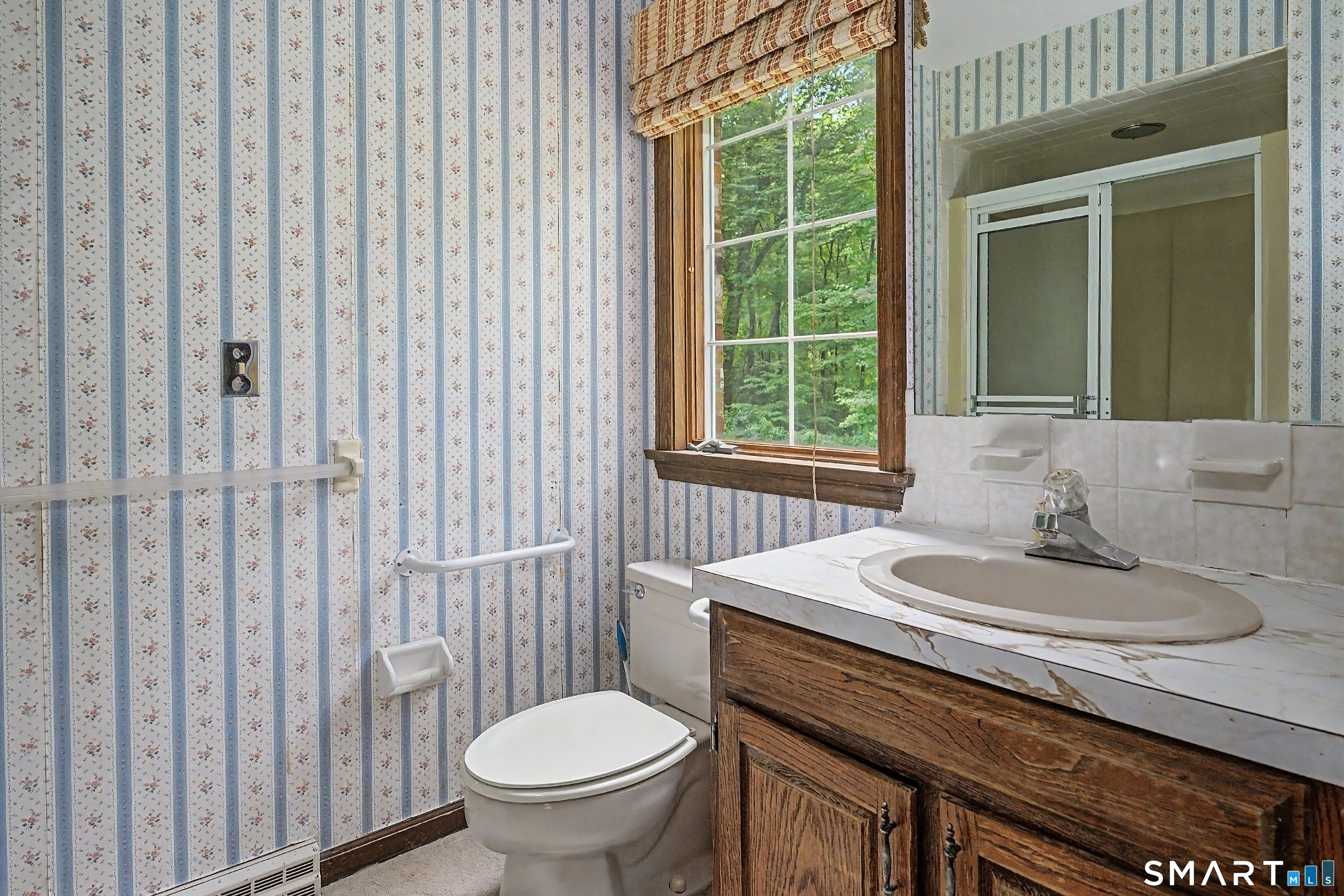 370 Hubbard Road Haddam, CT 06441 - Photo 27 of 39