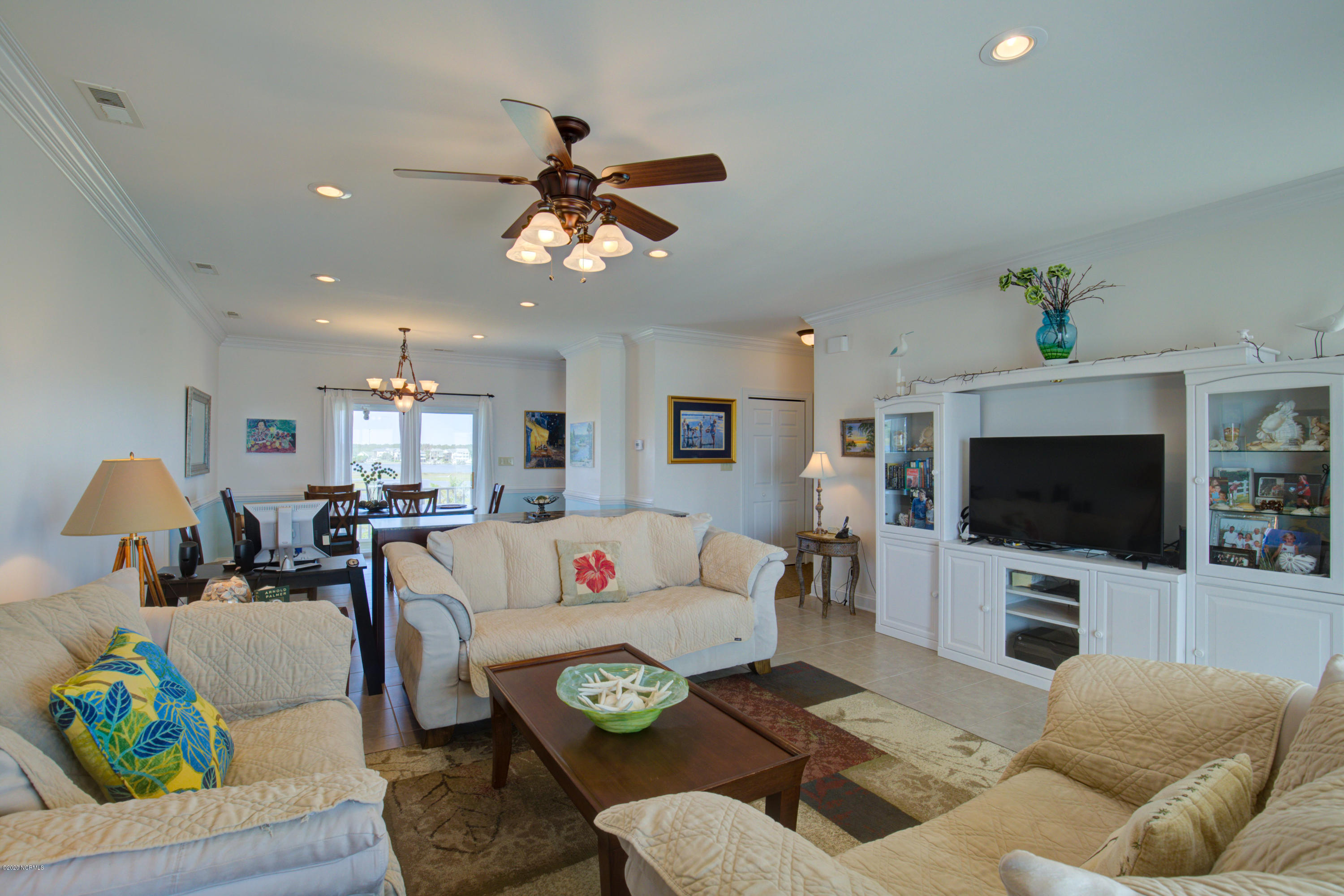 1263 New River Inlet Road North Topsail Beach, NC 28460 - Photo 8 of 71 living room