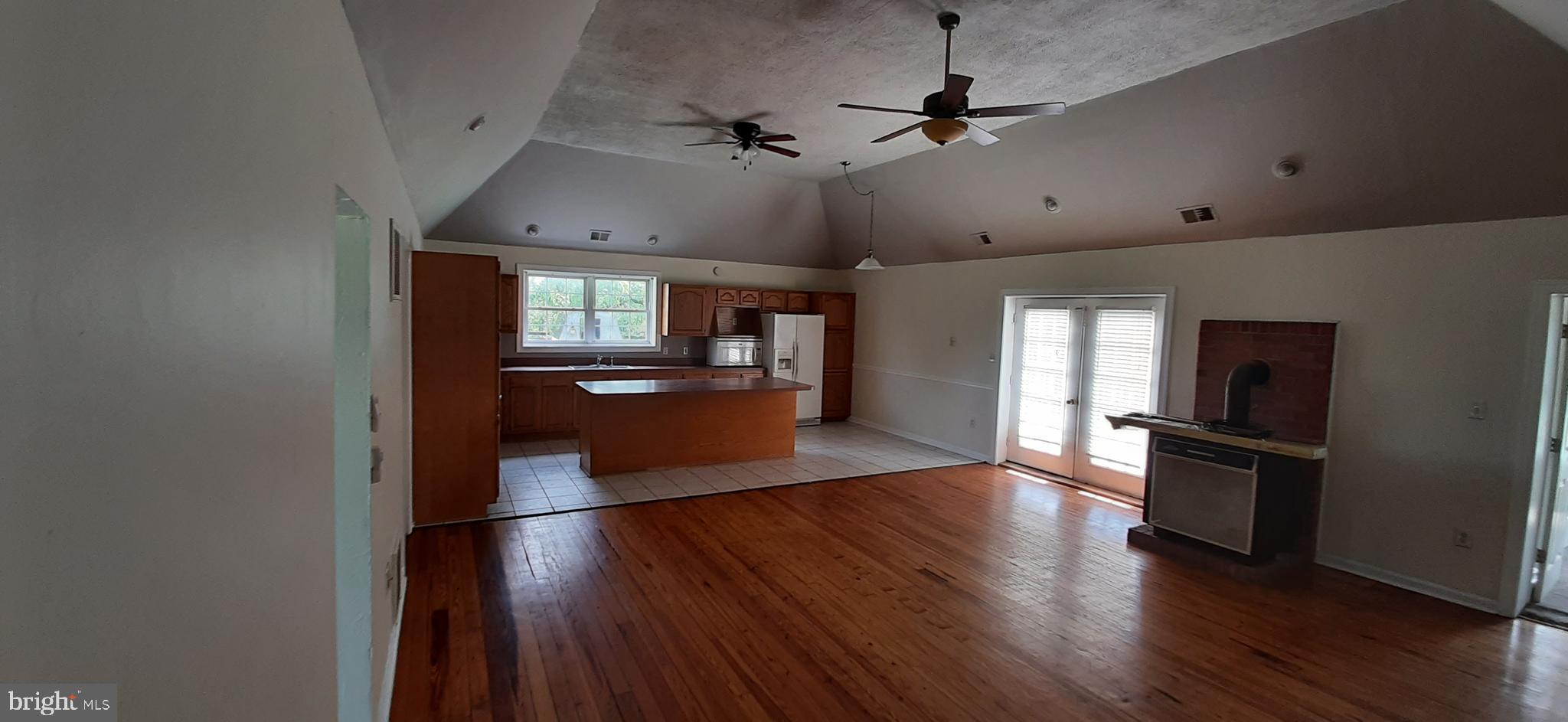 1610 New Hope Road Cross Junction, VA 22625 - Photo 3 of 16 View of kitchen from living area