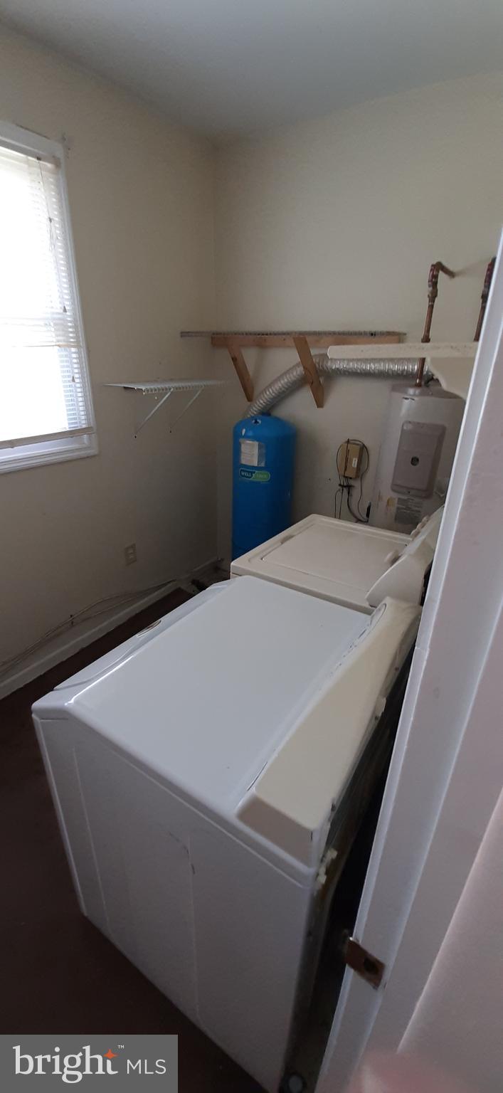 1610 New Hope Road Cross Junction, VA 22625 - Photo 8 of 16 Laundry Room