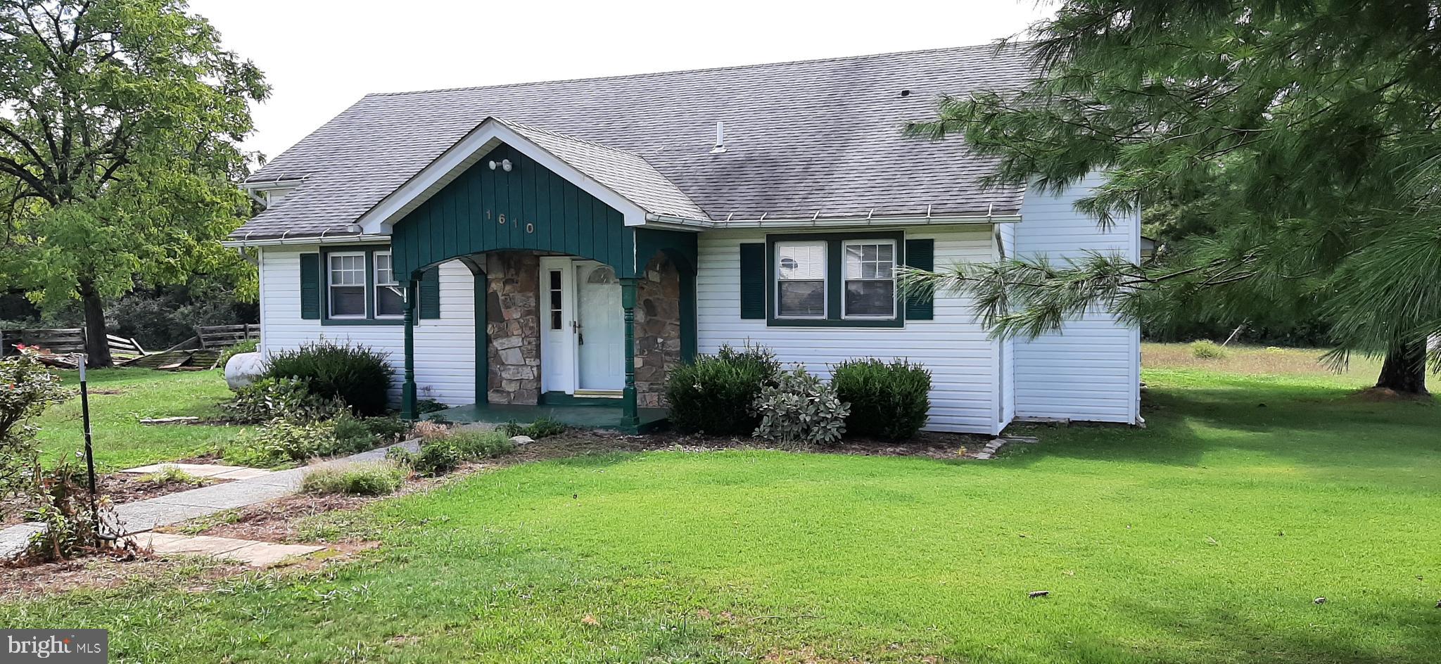 1610 New Hope Road Cross Junction, VA 22625 - Photo 9 of 16