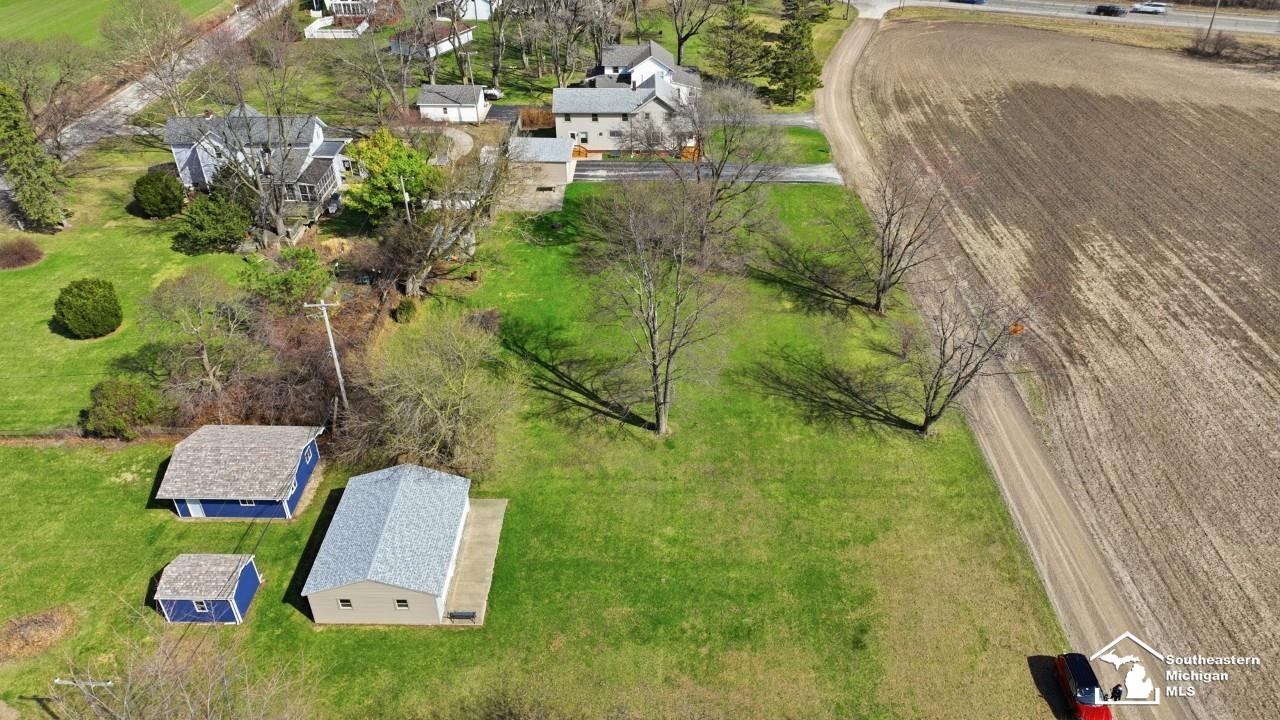 924 Hawthorn Street Temperance, MI 48182 - Photo 6 of 61