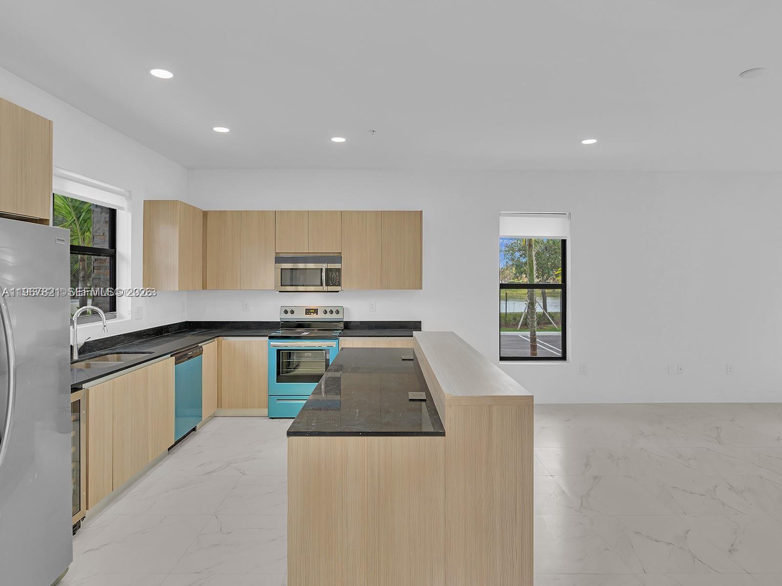 6130 Southwest 36th Court, Unit 8 Miramar, FL 33023 - Photo 5 of 40