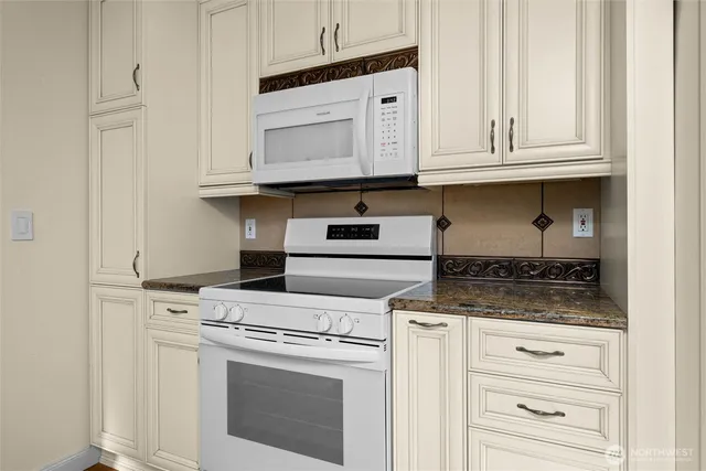 $480,000 | 708 Finley Lane, Unit S4, La Conner, WA 98257