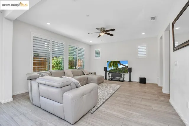 $830,000 | 278 Sespe Creek Avenue, Brentwood, CA 94513