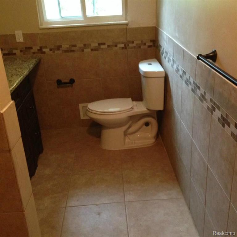 16247 Bak Road Belleville, MI 48111 - Photo 17 of 20