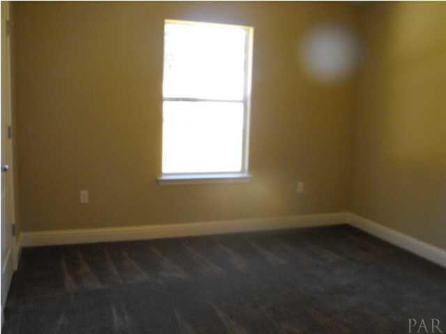 2148 Liberty Loop Road, Unit 8D Cantonment, FL 32533 - Photo 12 of 24 Gallery Image 12