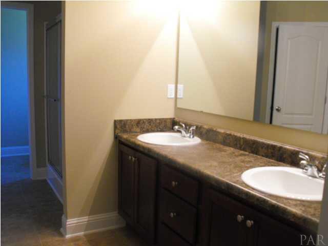 2148 Liberty Loop Road, Unit 8D Cantonment, FL 32533 - Photo 16 of 24 Gallery Image 16