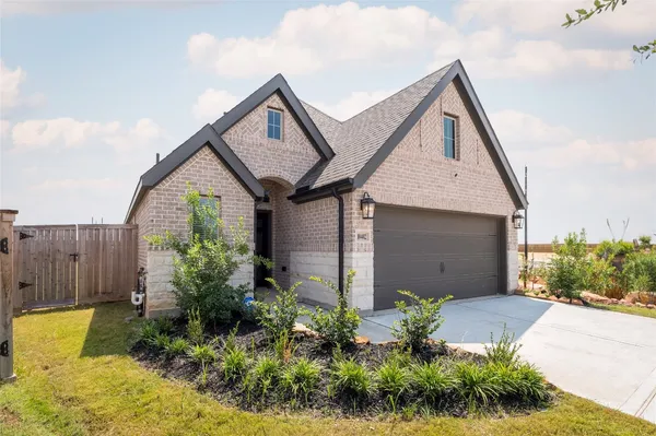 $2,400 | 10402 Cecilia Star Lane, Richmond, TX 77406
