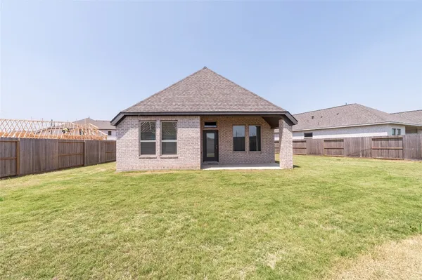 $2,400 | 10402 Cecilia Star Lane, Richmond, TX 77406