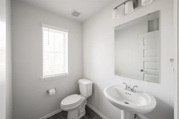 $2,400 | 10402 Cecilia Star Lane, Richmond, TX 77406