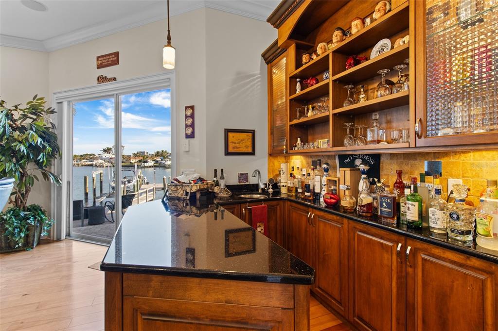 7986 9th Avenue South St. Petersburg, FL 33707 - Photo 13 of 83