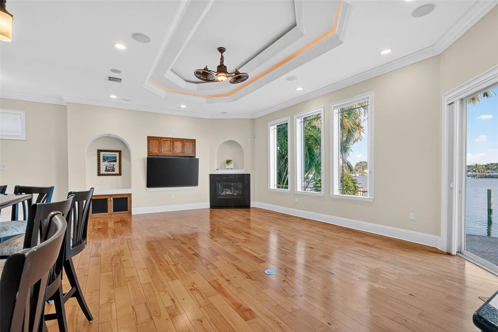 7986 9th Avenue South St. Petersburg, FL 33707 - Photo 17 of 83