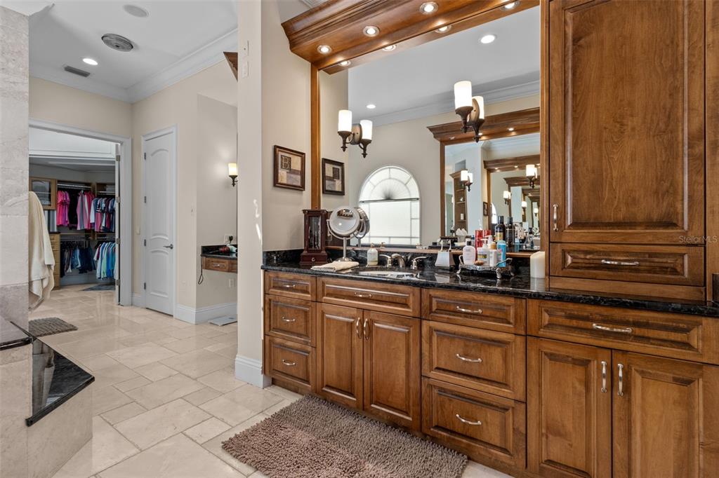 7986 9th Avenue South St. Petersburg, FL 33707 - Photo 25 of 83