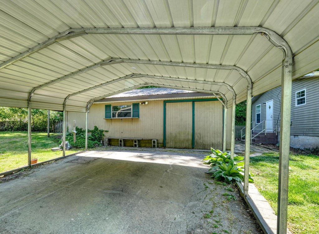832 Canyon Road Marble, NC 28905 - Photo 13 of 48