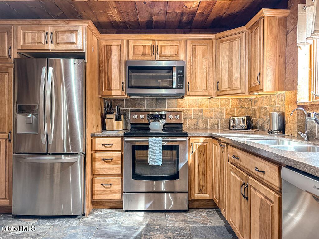 21 Tripoli Road Kingsbury, NY 12839 - Photo 24 of 50 IMG_5957