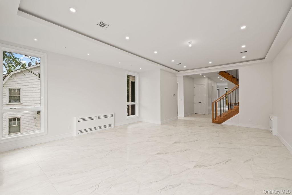 11 Lincoln Street, Unit 201 Spring Valley, NY 10977 - Photo 7 of 50