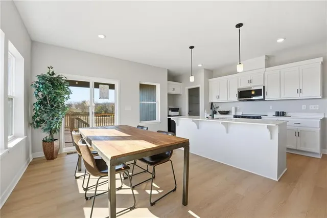 $435,950 | 1432 Southeast Silo Street, Lee's Summit, MO 64081