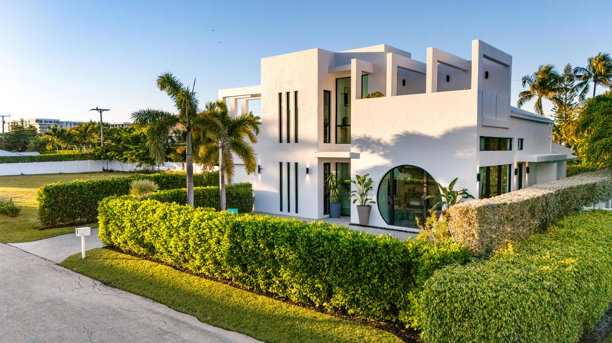 21 Hersey Drive Ocean Ridge, FL 33435 - Photo 1 of 46 1