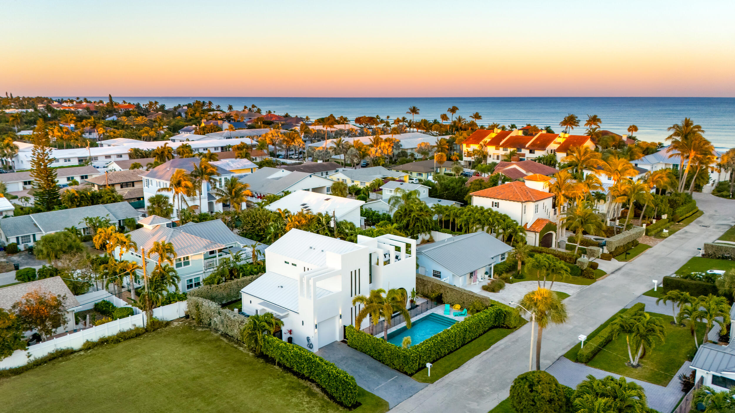 21 Hersey Drive Ocean Ridge, FL 33435 - Photo 43 of 46 43