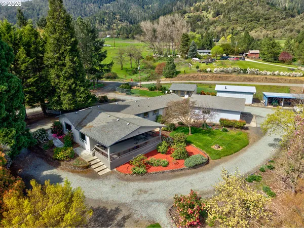 $575,000 | 128 Market Lane, Myrtle Creek, OR 97457