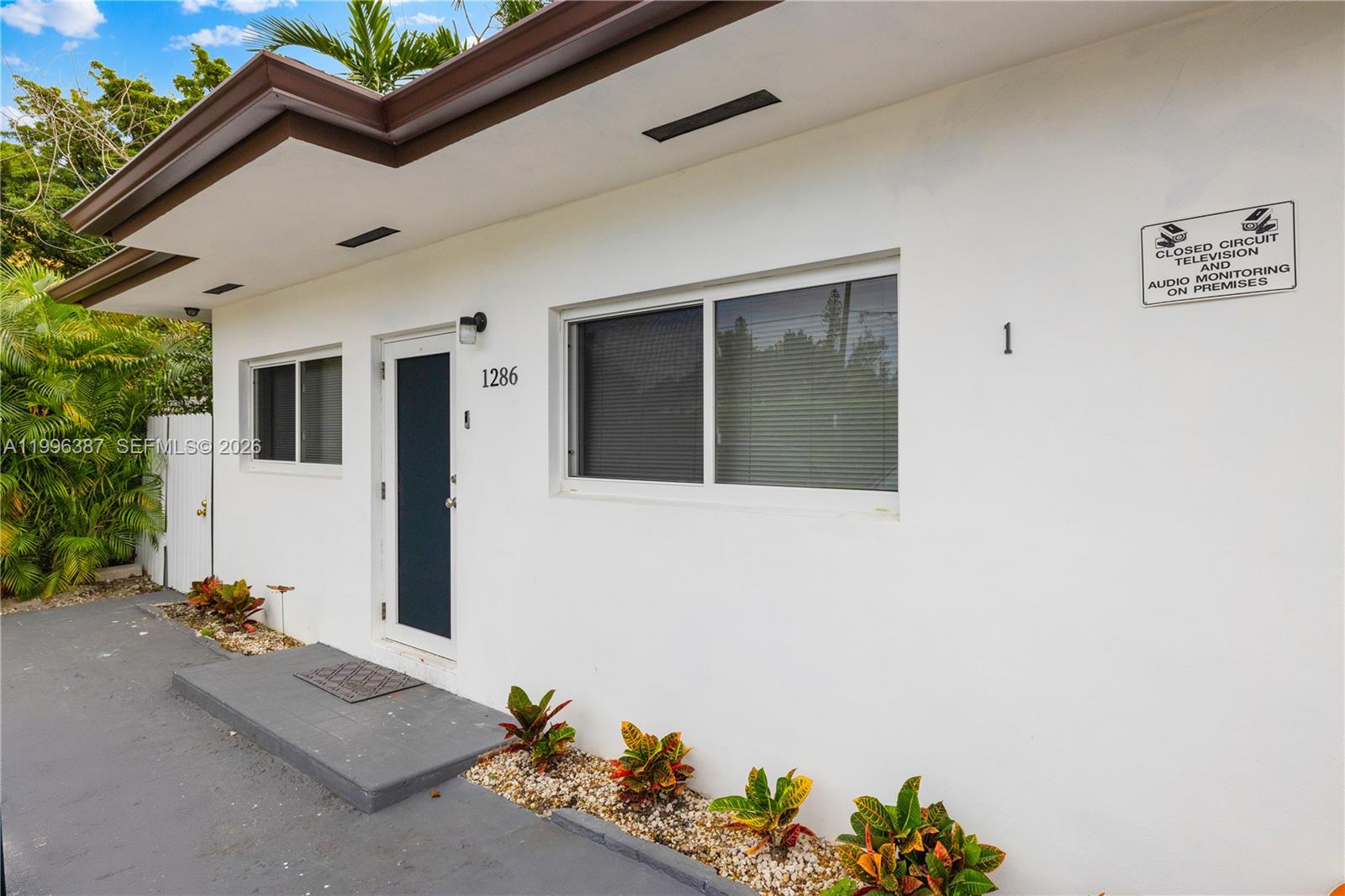1286 Northeast 109th Street, Unit 1 Miami, FL 33161 - Photo 1 of 31