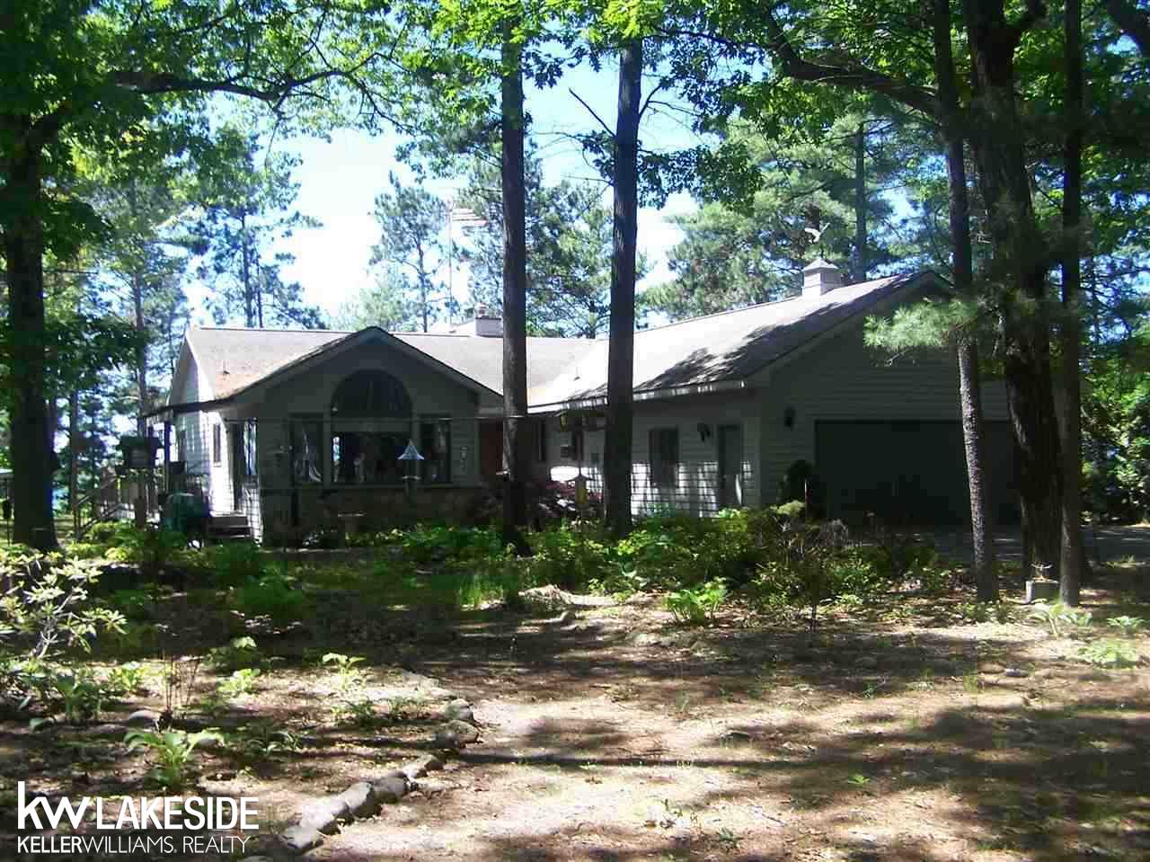 10333 Kay Ray Road Williamsburg, MI 49690 - Photo 1 of 69