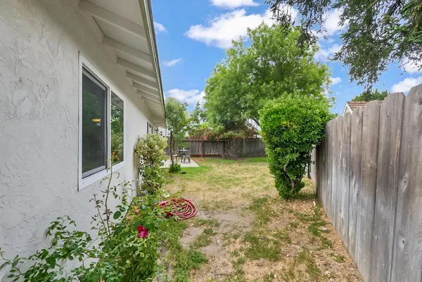 $499,999 | 3161 Bridgeport Court, Turlock, CA 95382