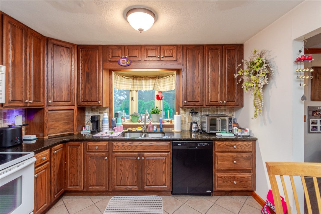 3142 Paint Creek Road Eaton, OH 45320 - Photo 10 of 25 Gallery Image 10