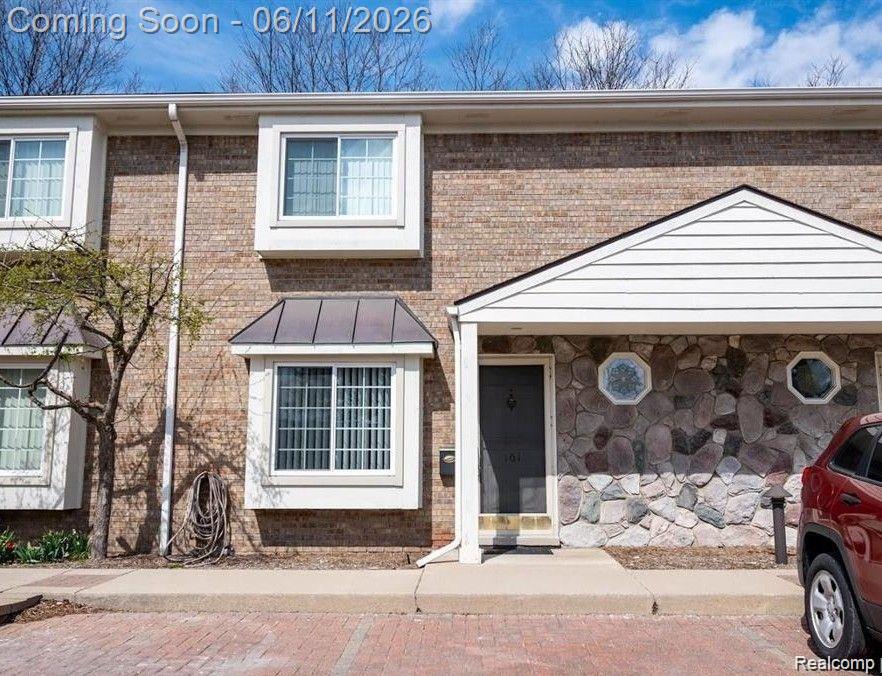 161 Coolidge Road Birmingham, MI 48009 - Photo 1 of 10