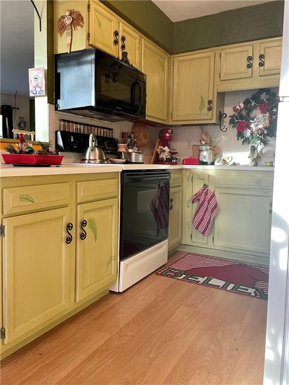 412 Spring Run Monroeville, PA 15146 - Photo 10 of 30 Gallery Image 10