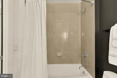 $439,000 | 811 4th Street Northwest, Unit 1214, Washington, DC 20001