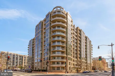 $439,000 | 811 4th Street Northwest, Unit 1214, Washington, DC 20001