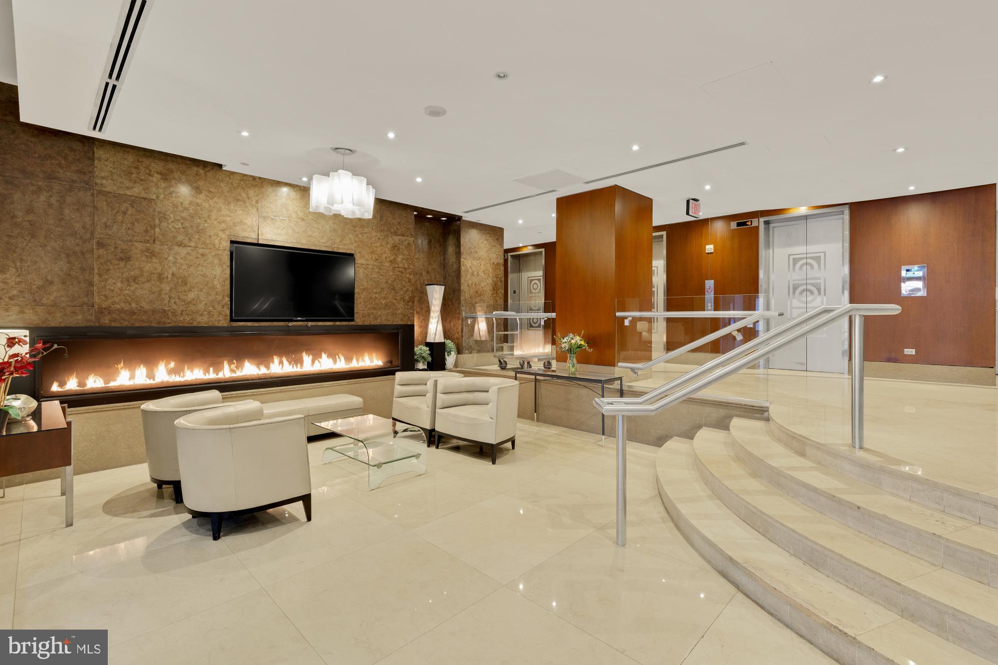 811 4th Street Northwest, Unit 1214 Washington, DC 20001 - Photo 4 of 29