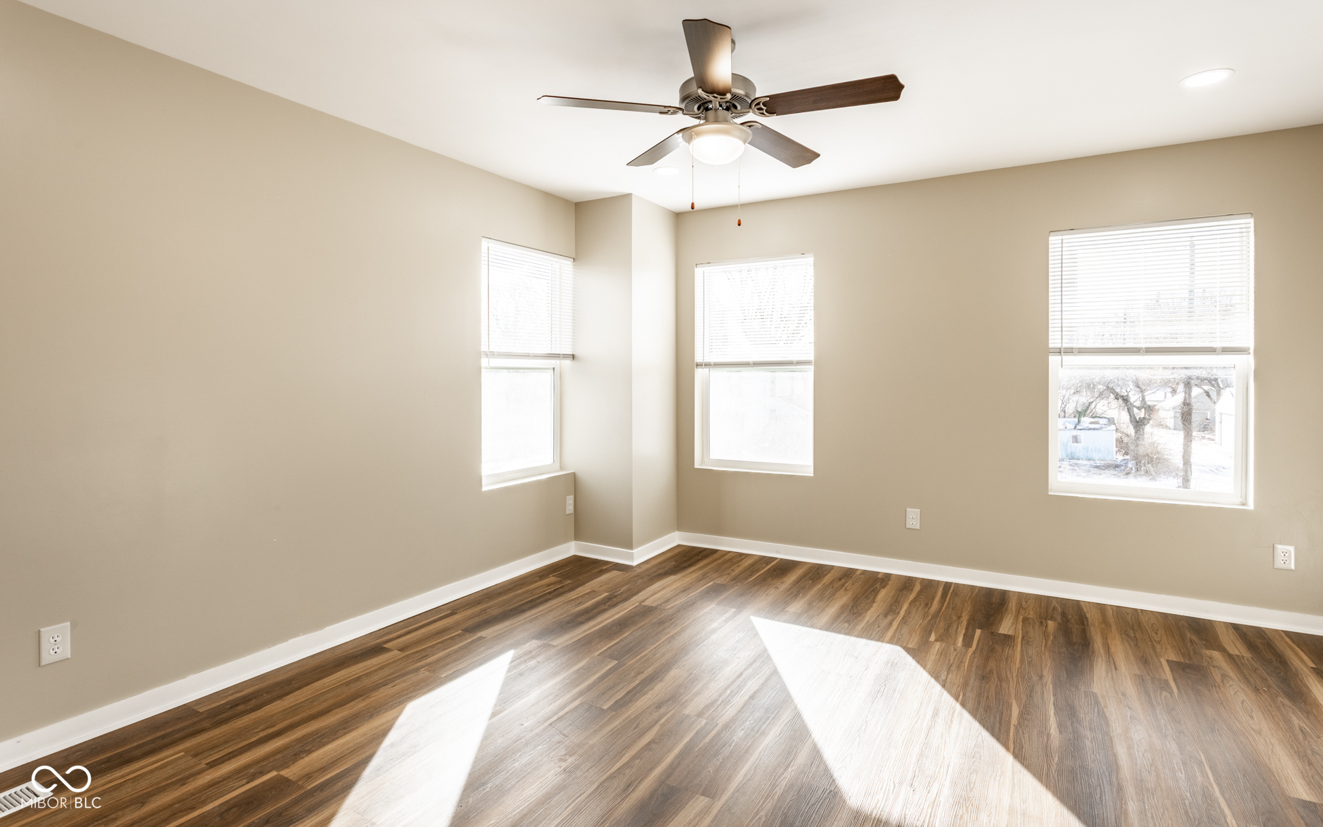 2017 Southeastern Avenue Indianapolis, IN 46201 - Photo 17 of 43