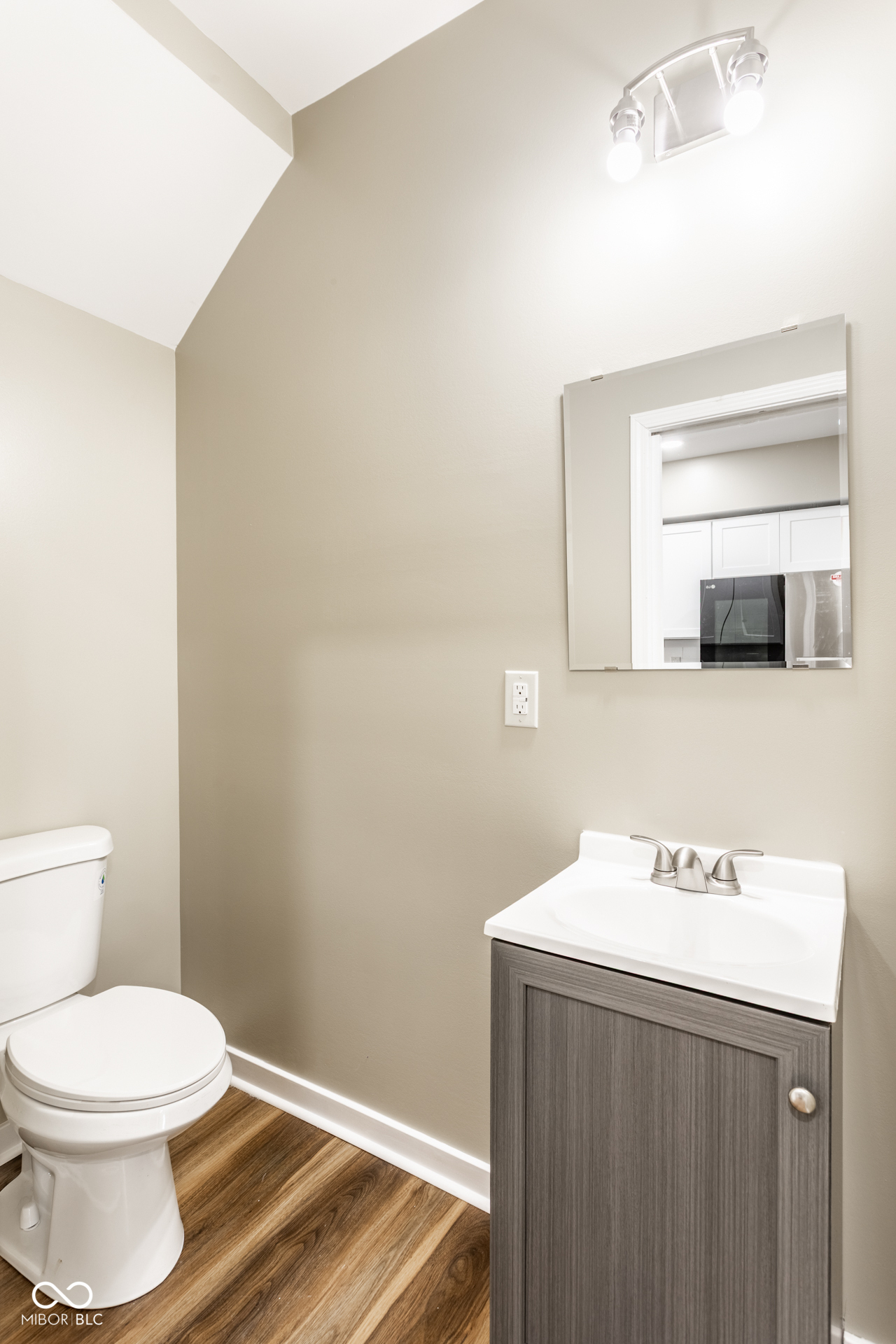 2017 Southeastern Avenue Indianapolis, IN 46201 - Photo 33 of 43