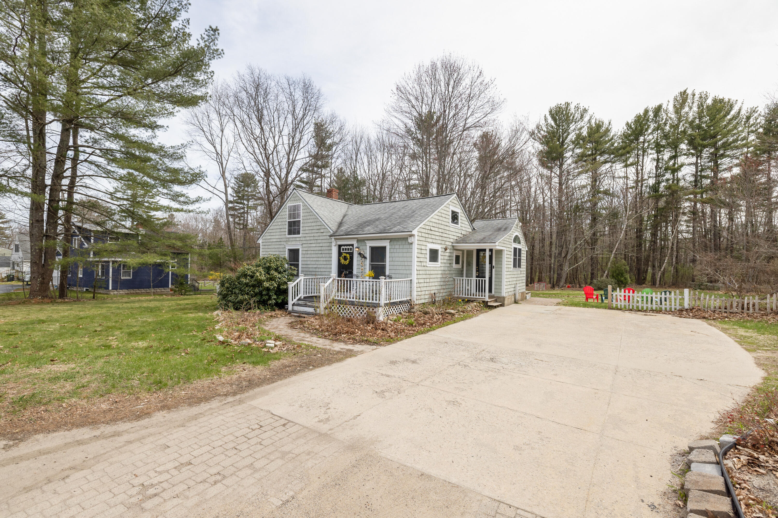 204 Cat Mousam Road Kennebunk, ME 04043 - Photo 2 of 28 Side Exterior