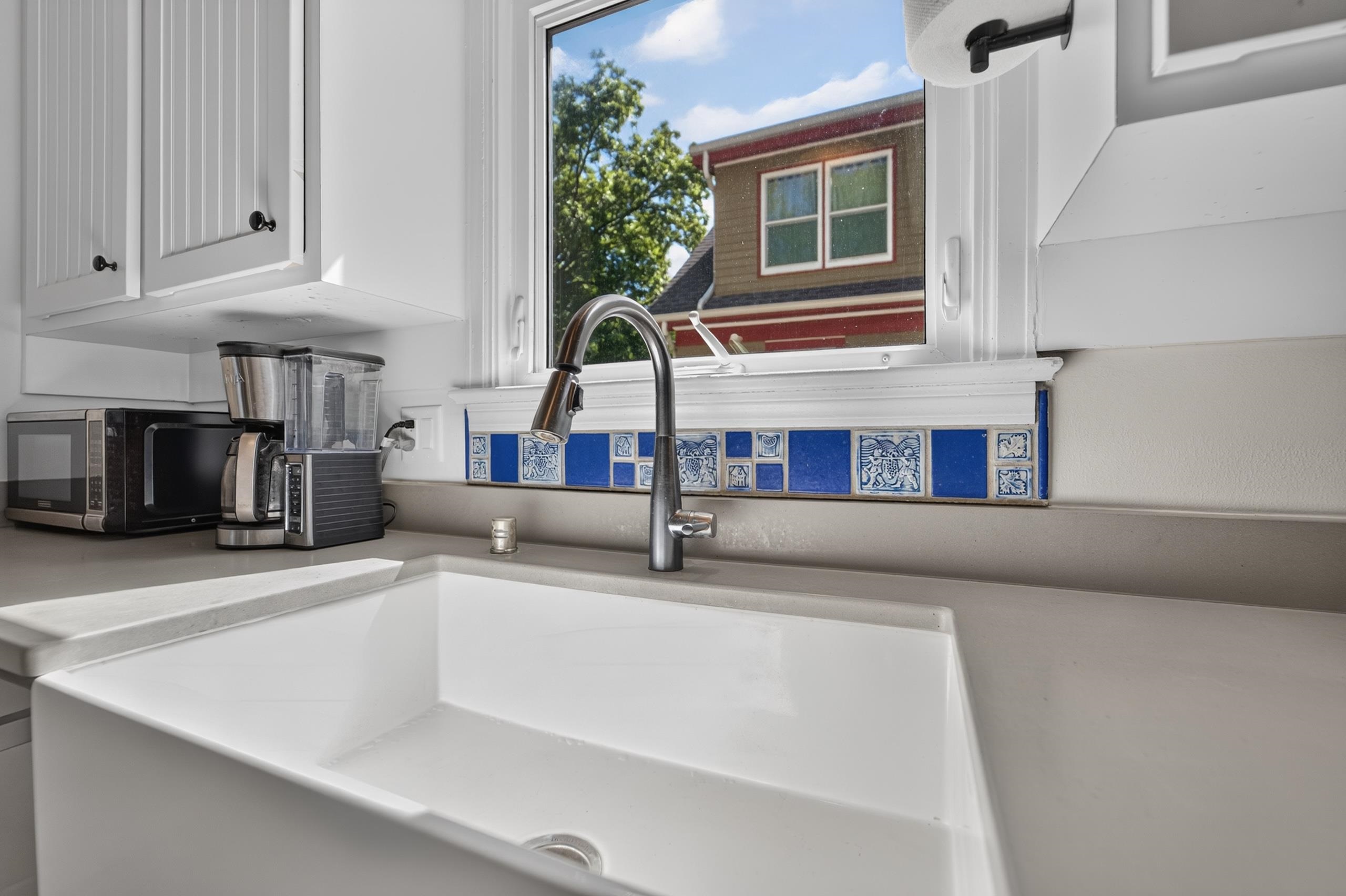 2626 Chamberlain Avenue Madison, WI 53705 - Photo 11 of 36