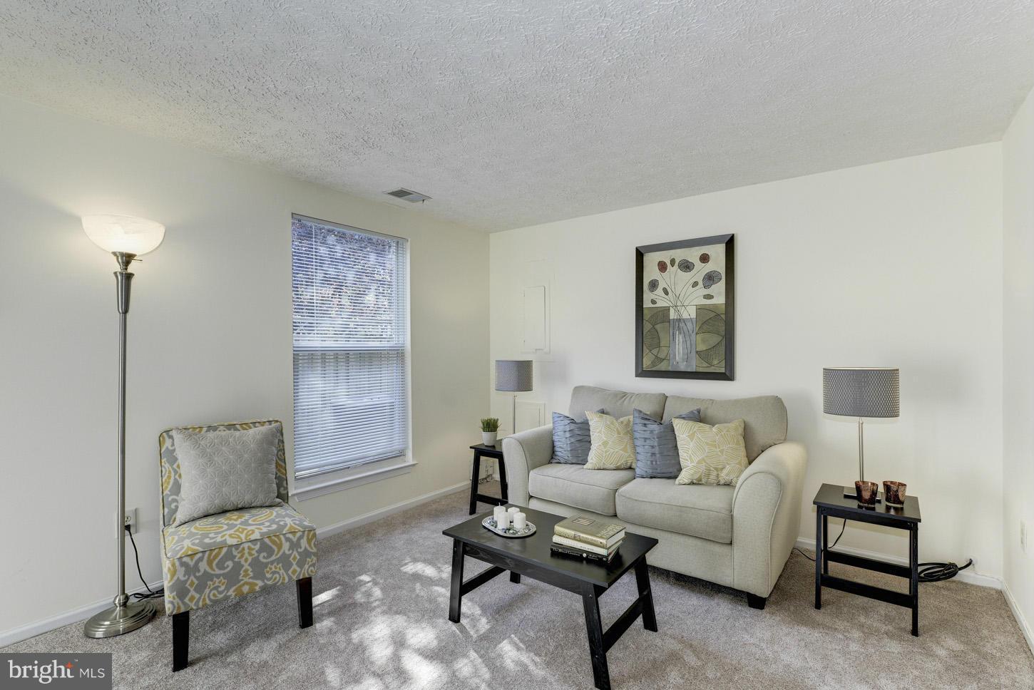 11225 Legato Way Silver Spring, MD 20901 - Photo 3 of 23 Living Room
