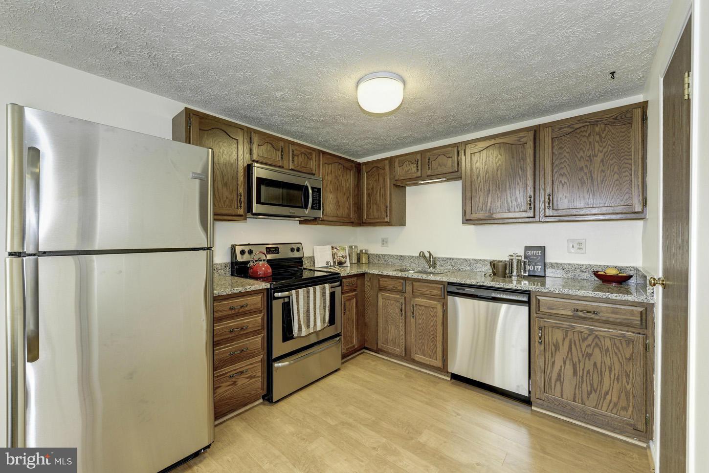 11225 Legato Way Silver Spring, MD 20901 - Photo 10 of 23 Kitchen