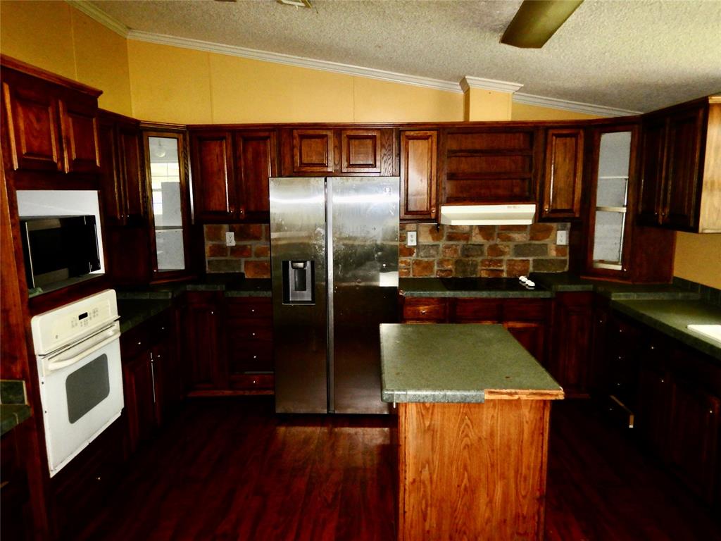 230 Longhorn Road Bossier City, LA 71112 - Photo 3 of 16