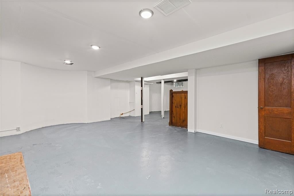 15515 Ashton Road Detroit, MI 48223 - Photo 39 of 52 Gallery Image 39